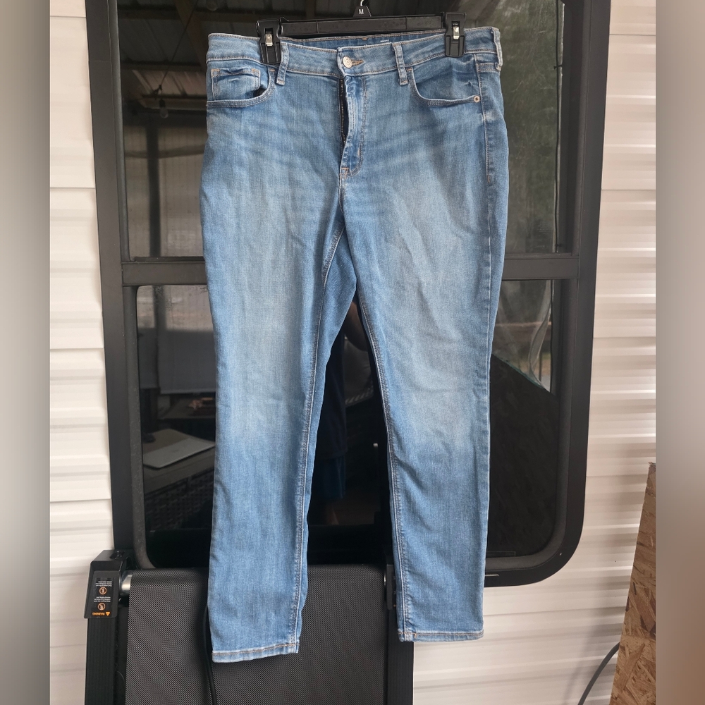 Old Navy Womens Super Skinny Mid Rise 12p
